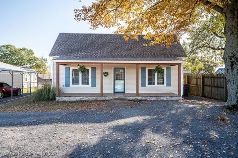 628 N Main St, Greenwood, AR 72936