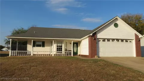 1114 Topaz Way, Van Buren, AR 72956