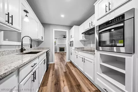 207 Baylor Cir, Fort Smith, AR 72908 photo 13