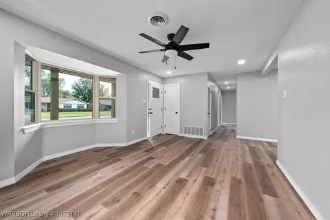 207 Baylor Cir, Fort Smith, AR 72908 photo 6