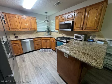 10001 Hanover Ct, Fort Smith, AR 72908 photo 7
