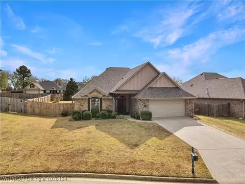 5800 Callaway Ln, Fort Smith, AR 72916