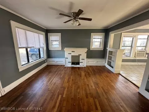 Living - 714 S St, Fort Smith, AR 72904 photo 1 of 4