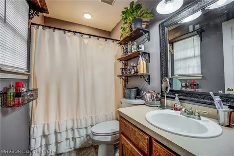 Bath - 129 Commanche Loop, Roland, OK 74954 photo 1 of 2