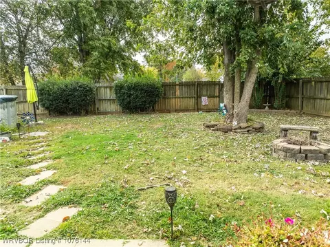 Exterior - 129 Commanche Loop, Roland, OK 74954 photo 6 of 8