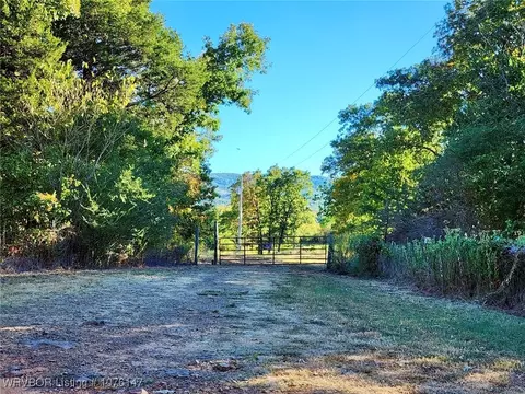 23555 Smith Rd, Shady Point, OK 74956