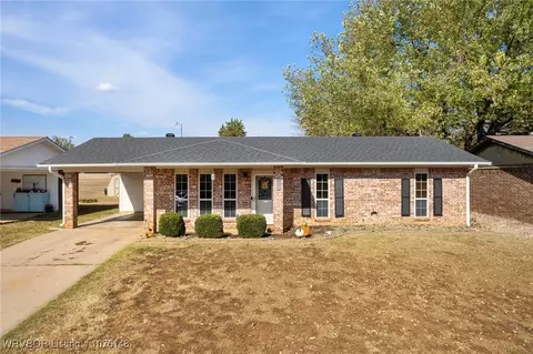 422 Wyndy Height Dr, Charleston, AR 72933