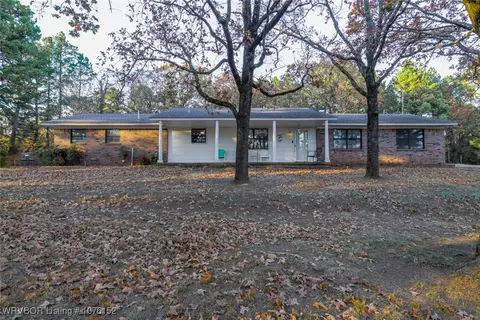 22384 Mount Pleasant Rd, Howe, OK 74940
