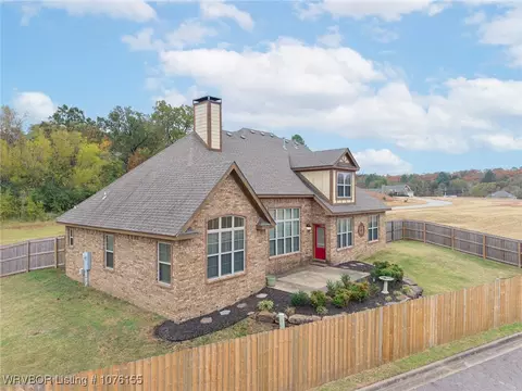 9712 Willowbrook Dr, Fort Smith, AR 72908 photo 3