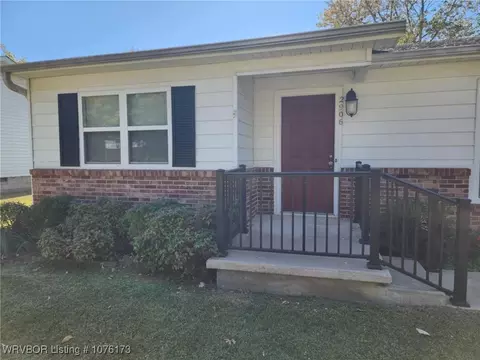 2906 Memphis St, Fort Smith, AR 72901