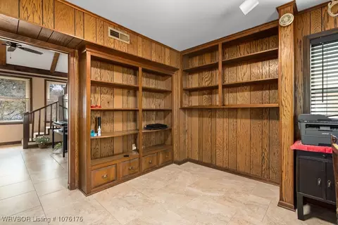 Entry Way - 3430 S Houston St, Fort Smith, AR 72903 photo 2 of 4