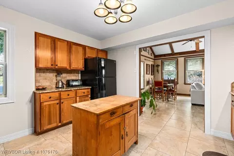 Kitchen - 3430 S Houston St, Fort Smith, AR 72903 photo 3 of 4