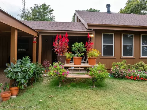 Exterior - 3430 S Houston St, Fort Smith, AR 72903 photo 5 of 13