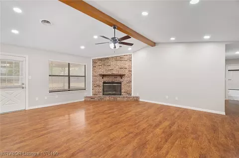 Living - 3112 100th St, Fort Smith, AR 72903 photo 1 of 2