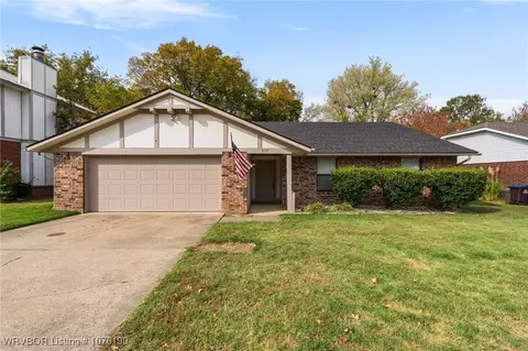 3112 100th St, Fort Smith, AR 72903