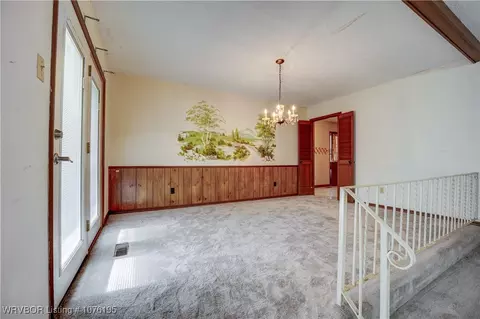 Dining - 9220 Royal Ridge Dr, Fort Smith, AR 72903 photo 1 of 2