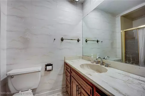 Bath - 9220 Royal Ridge Dr, Fort Smith, AR 72903 photo 1 of 5