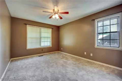 Bedroom - 9220 Royal Ridge Dr, Fort Smith, AR 72903 photo 2 of 5