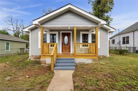 2705 N R St, Fort Smith, AR 72904