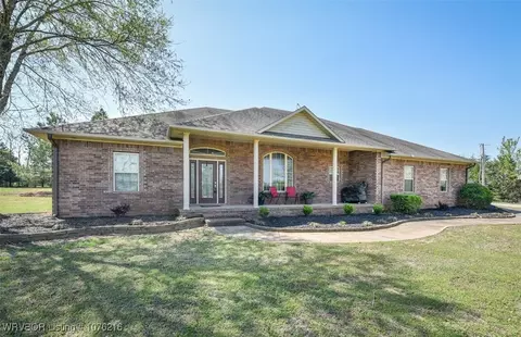 471144 1060 Rd, Muldrow, OK 74948