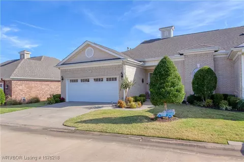 16 Jeffrey Way, Fort Smith, AR 72903 photo 2