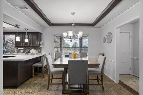 Dining - 2505 Pine Ln, Barling, AR 72923 photo 1 of 4