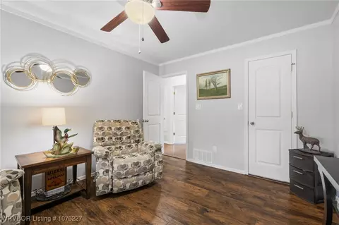 Bedroom - 2505 Pine Ln, Barling, AR 72923 photo 1 of 8