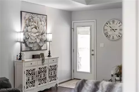 Entry Way - 2505 Pine Ln, Barling, AR 72923 photo 2 of 2