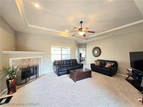 Living - 2010 Sitka Ln, Barling, AR 72923 photo 1 of 3