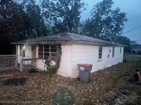 606 Mcconnell Ave, Fort Smith, AR 72916