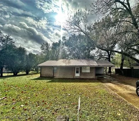 700 W Arlington St, Sallisaw, OK 74955