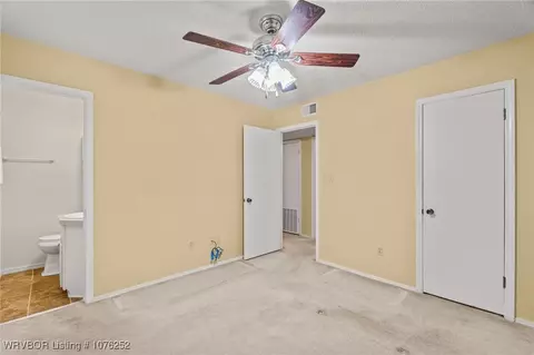 Bedroom - 401 Birch St, Lavaca, AR 72941 photo 2 of 8