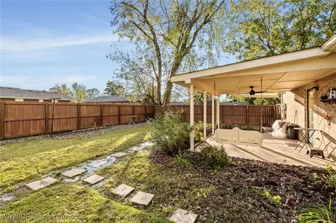 Exterior - 401 Birch St, Lavaca, AR 72941 photo 3 of 8