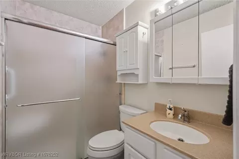 Bath - 401 Birch St, Lavaca, AR 72941 photo 3 of 3