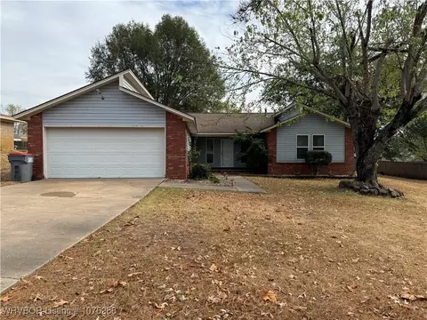 1112 Aster St, Greenwood, AR 72936