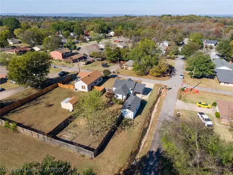 View/Area - 3916 Carthage St, Fort Smith, AR 72903 photo 8 of 8