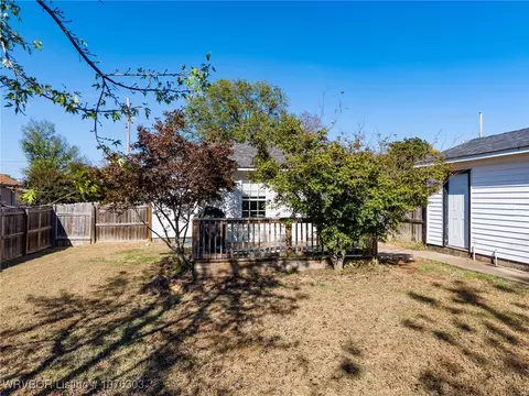 Exterior - 3916 Carthage St, Fort Smith, AR 72903 photo 12 of 13
