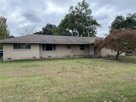 3120 Kinkead Ave, Fort Smith, AR 72903