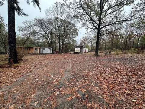 8706 Village Xing, Van Buren, AR 72956