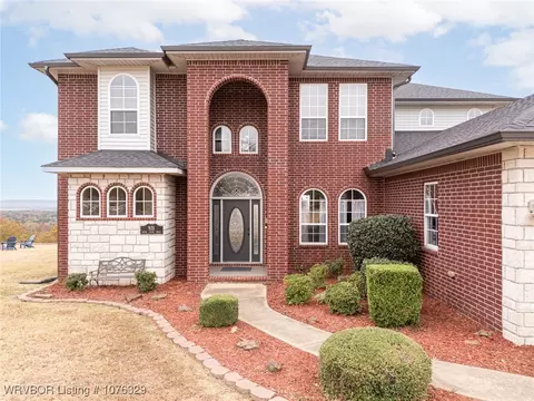931 River Chase Dr, Alma, AR 72921