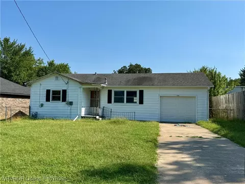 159 Commanche Loop, Roland, OK 74954 photo 8