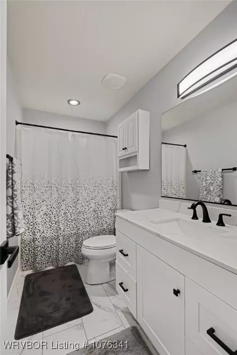 Bath - 7208 Millennium Dr, Fort Smith, AR 72916 photo 5 of 5