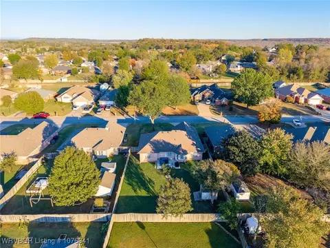 View/Area - 7208 Millennium Dr, Fort Smith, AR 72916 photo 3 of 7