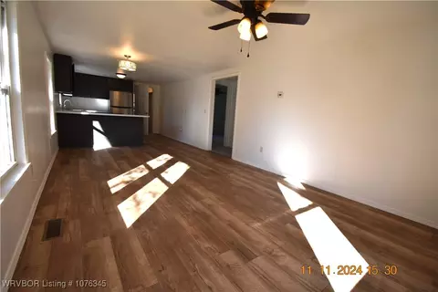 413 E Chickasaw Ave, Sallisaw, OK 74955 photo 5