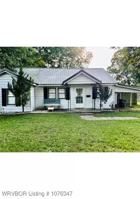 423 N Elm St, Sallisaw, OK 74955