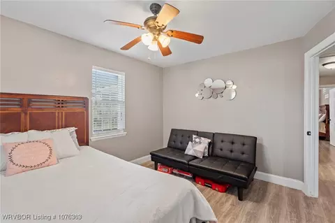 Bedroom - 8410 32nd Ter, Fort Smith, AR 72908 photo 3 of 6