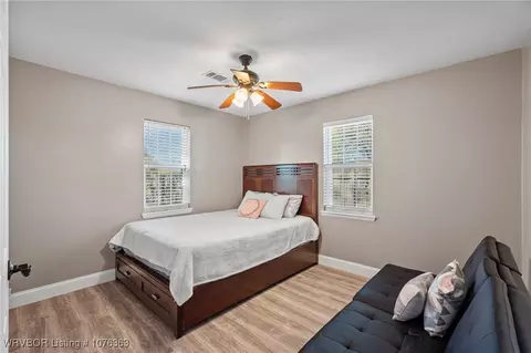 Bedroom - 8410 32nd Ter, Fort Smith, AR 72908 photo 2 of 6