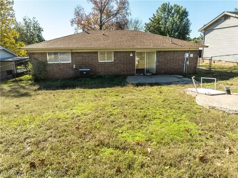 802 K St, Barling, AR 72923 photo 9