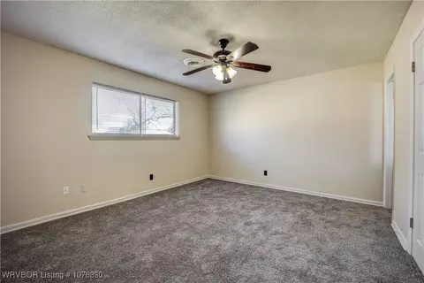 802 K St, Barling, AR 72923 photo 17
