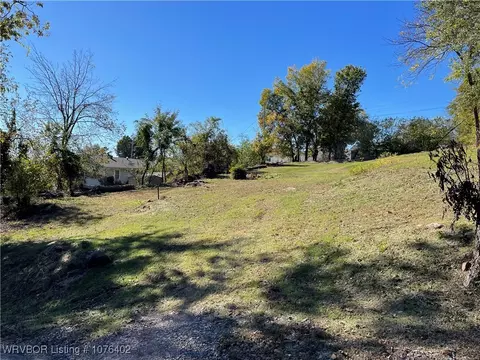 tbd 9th St, Van Buren, AR 72956